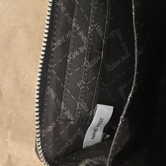 Nine West Small Purse - Picture 4 of 8